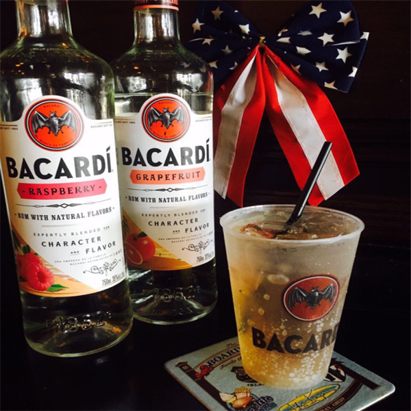 Kubki na sok z tworzywa sztucznego Charmlite PP Stadium, twardy kubek z etykietą w formie 04 (2)