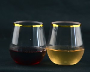 2022 ലെ പുതിയ പ്രൊമോഷൻ ഉൽപ്പന്നങ്ങൾ ഗോൾഡ് സ്റ്റെംലെസ് വൈൻ ഗ്ലാസുകൾ പാർട്ടിക്ക് വേണ്ടിയുള്ള കസ്റ്റം ലോഗോ പ്ലാസ്റ്റിക് വൈൻ ഗ്ലാസുകൾ