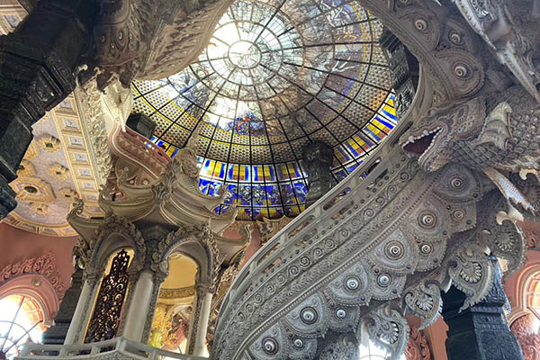 Charmlite family in the Erawan Museum1